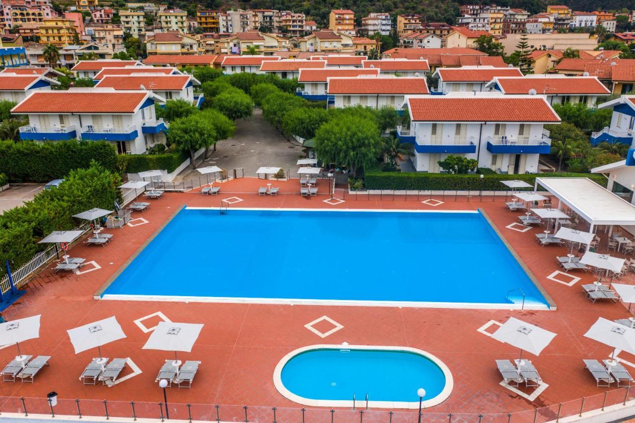 Riviera Del Sole Residence Piraino Exterior foto