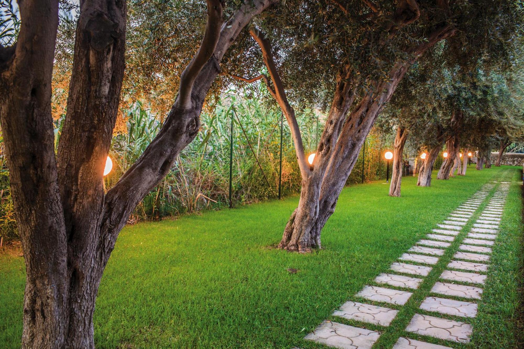 Riviera Del Sole Residence Piraino Exterior foto